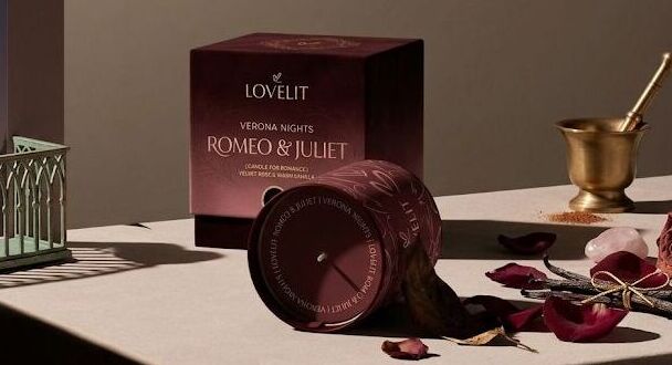 Romeo & Juliet - Scented Candle